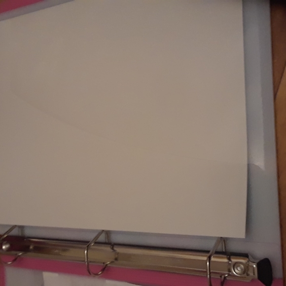 Green or Pink Pack of 3 - 1 inch staples binder. 275 sheets. Multi color & Green - Picture 3 of 5